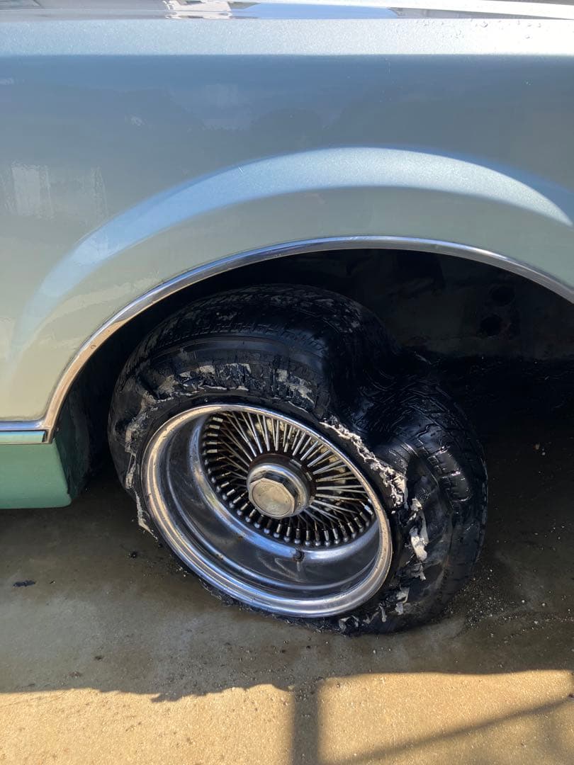 リンカーン　コンチネンタル　マークⅥ ディーラー車　書類あり