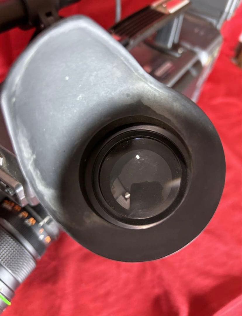 ジャンク TOSHIBA業務用Hi-8ビデオカメラ Canonレンズ定価110万