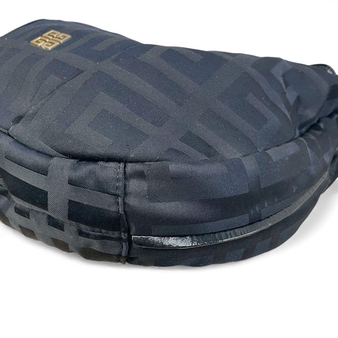 美品　ジバンシィ　ワンショルダーバッグ　ホーボー　4Gロゴ　ナイロン　メタル