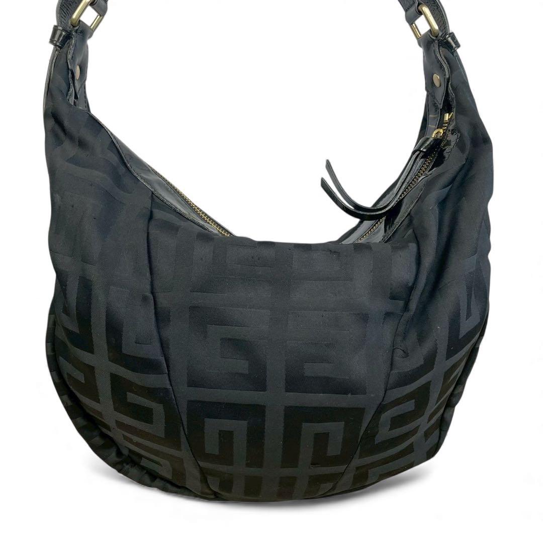 美品　ジバンシィ　ワンショルダーバッグ　ホーボー　4Gロゴ　ナイロン　メタル