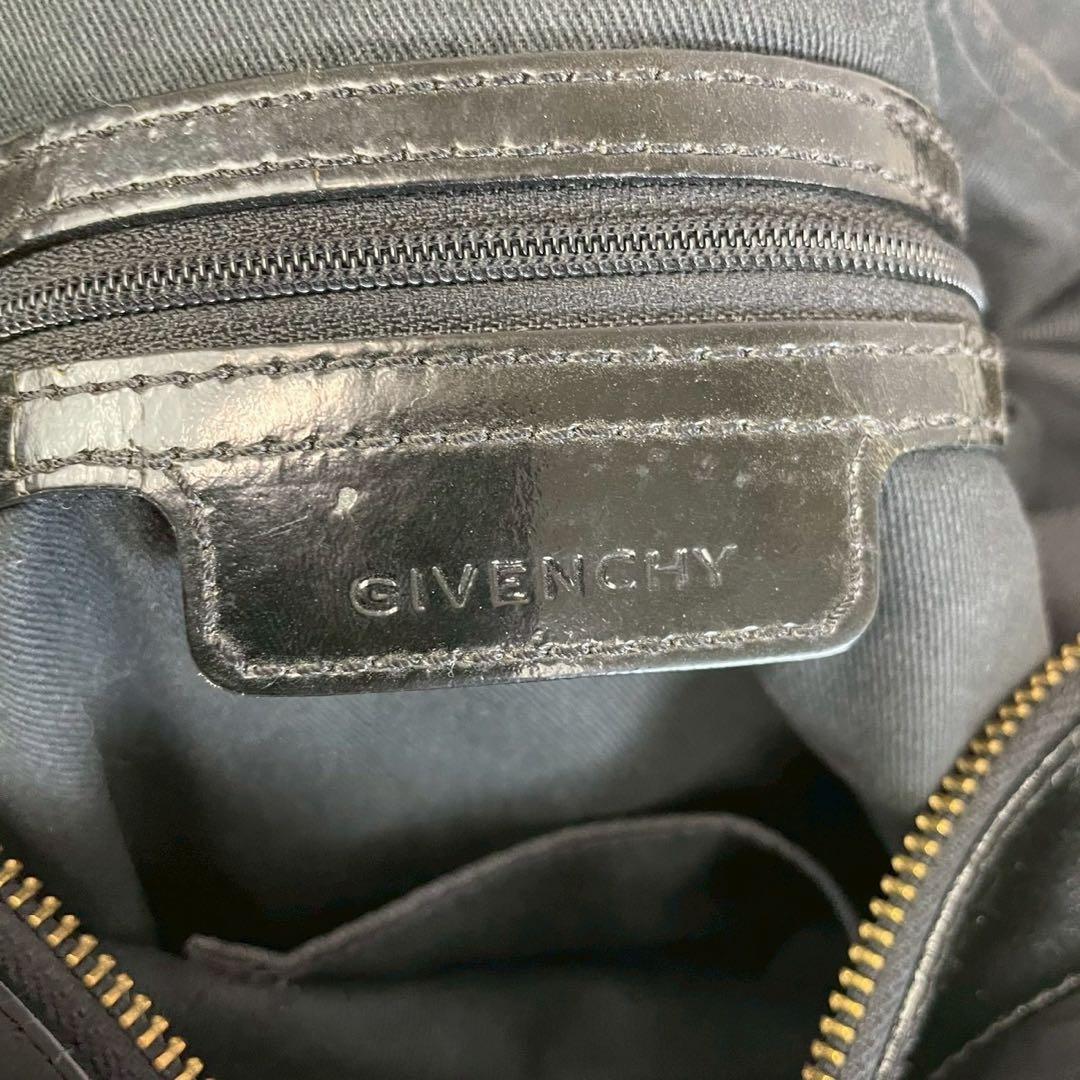 美品　ジバンシィ　ワンショルダーバッグ　ホーボー　4Gロゴ　ナイロン　メタル