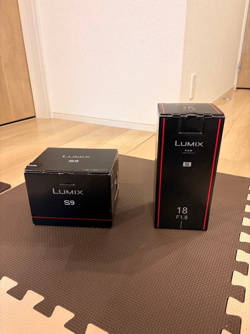 LUMIX S9本体　レンズF1.8の18ミリ　レンズF1.8の85ミリ