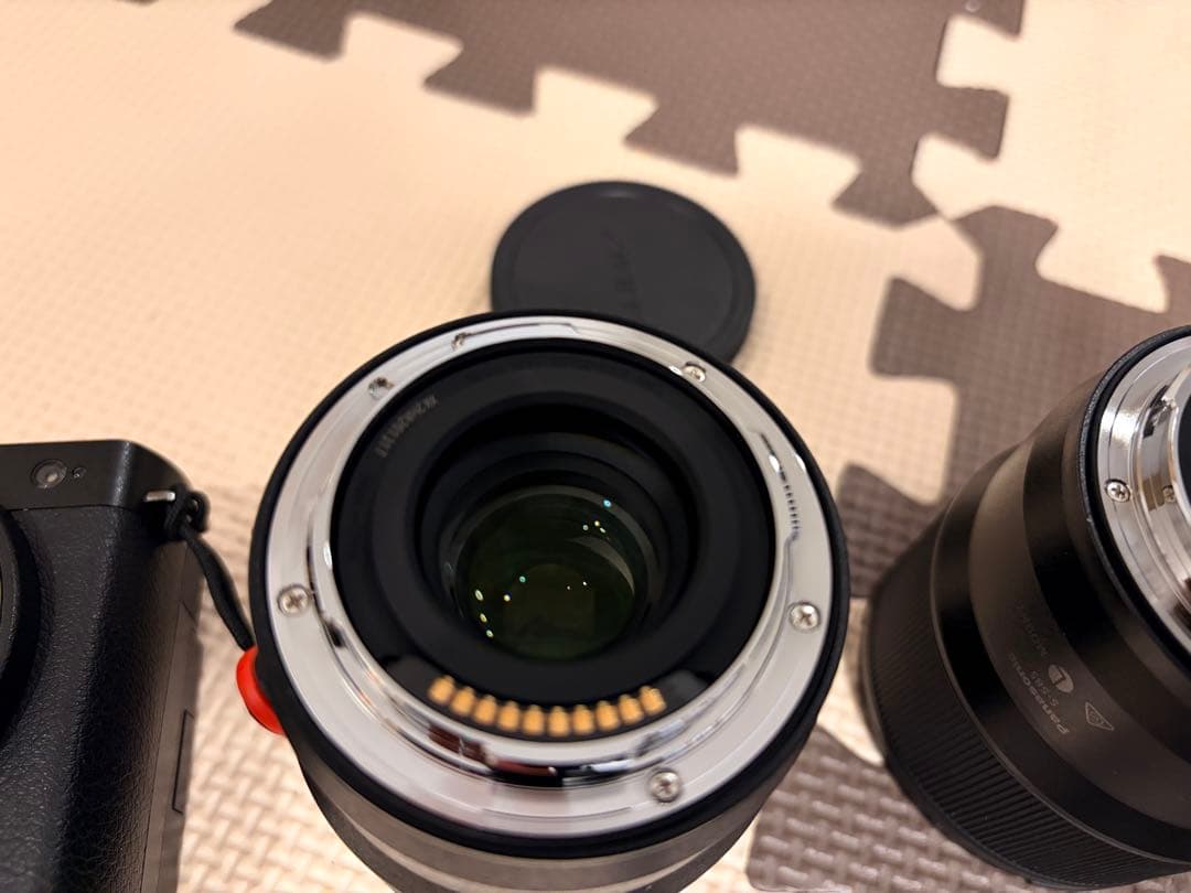 LUMIX S9本体　レンズF1.8の18ミリ　レンズF1.8の85ミリ