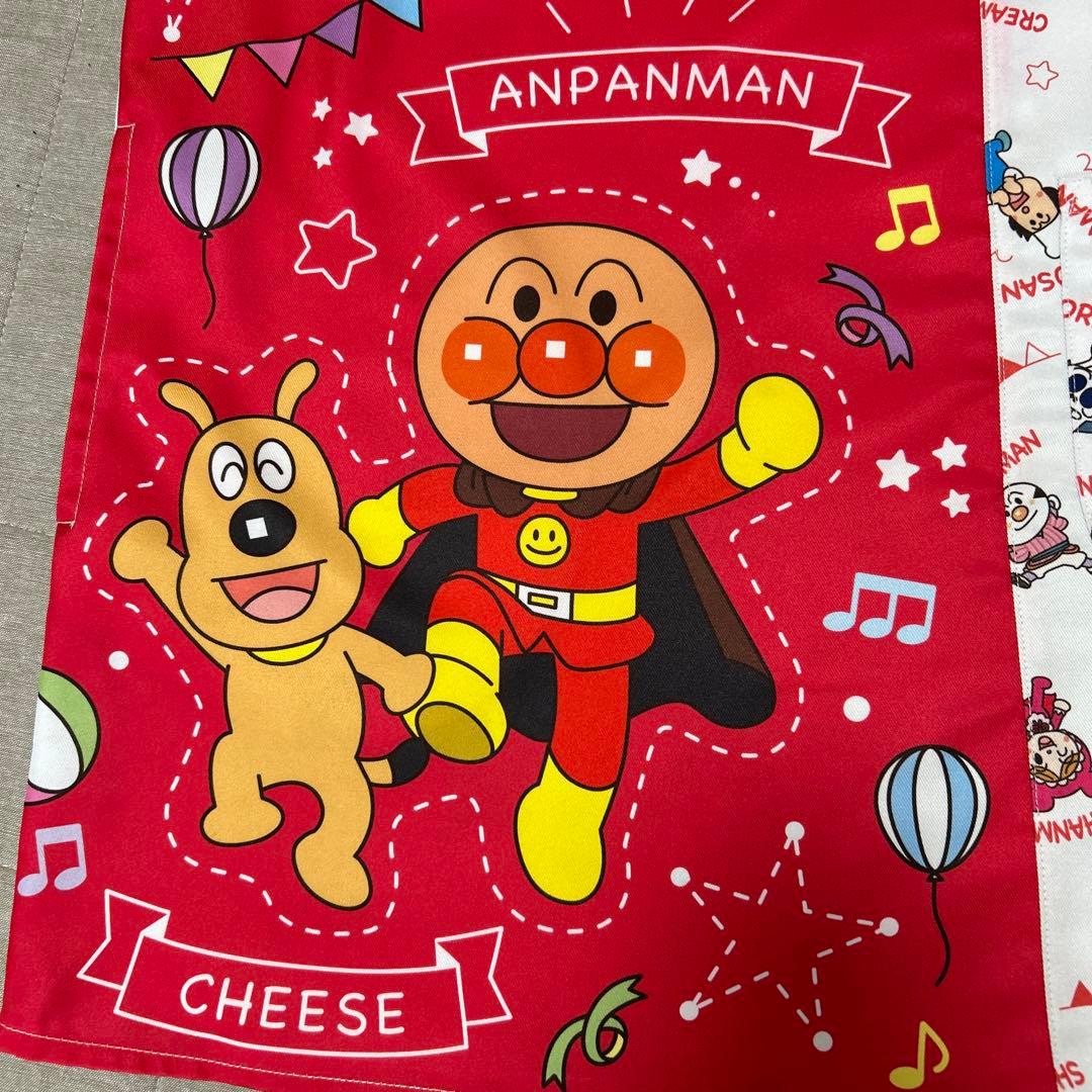 エレン様　アンパンマンエプロン2点セット　パンをおとどけ　みんなあつまれ