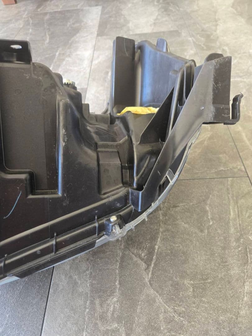 S403M　トヨタ　タウンエース　ヘッドライト