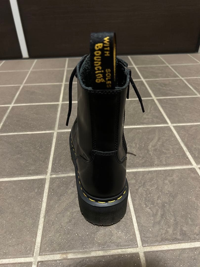 【極美品】Dr.Martens JADON 8ホールブーツ ドクターマーチン