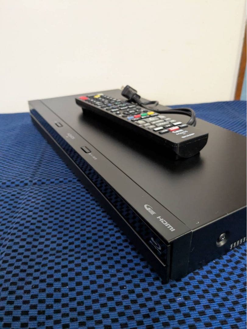 SHARP AQUOSブルーレイレコーダー 本体