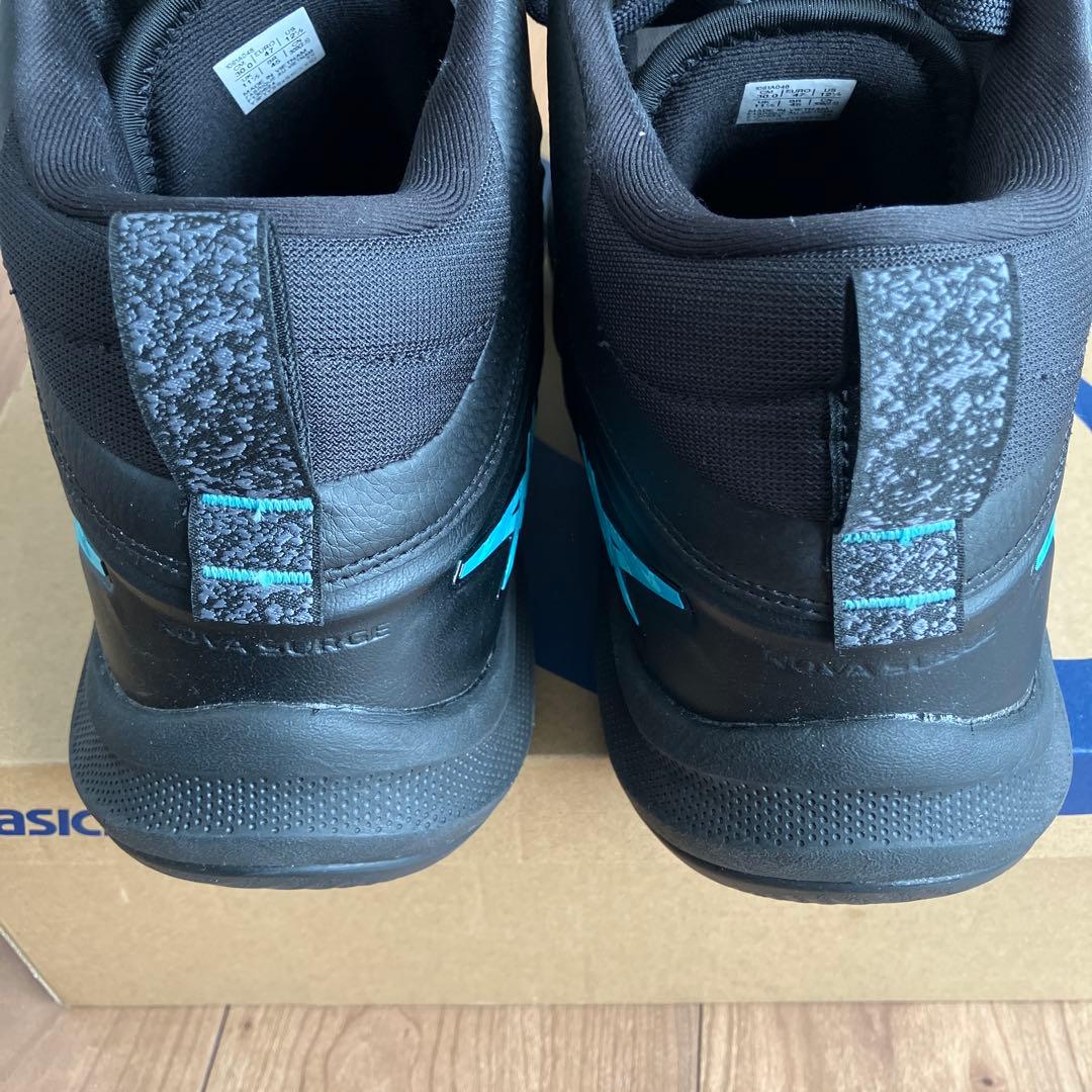 【美品】アシックスNOVASURGE3 30センチ