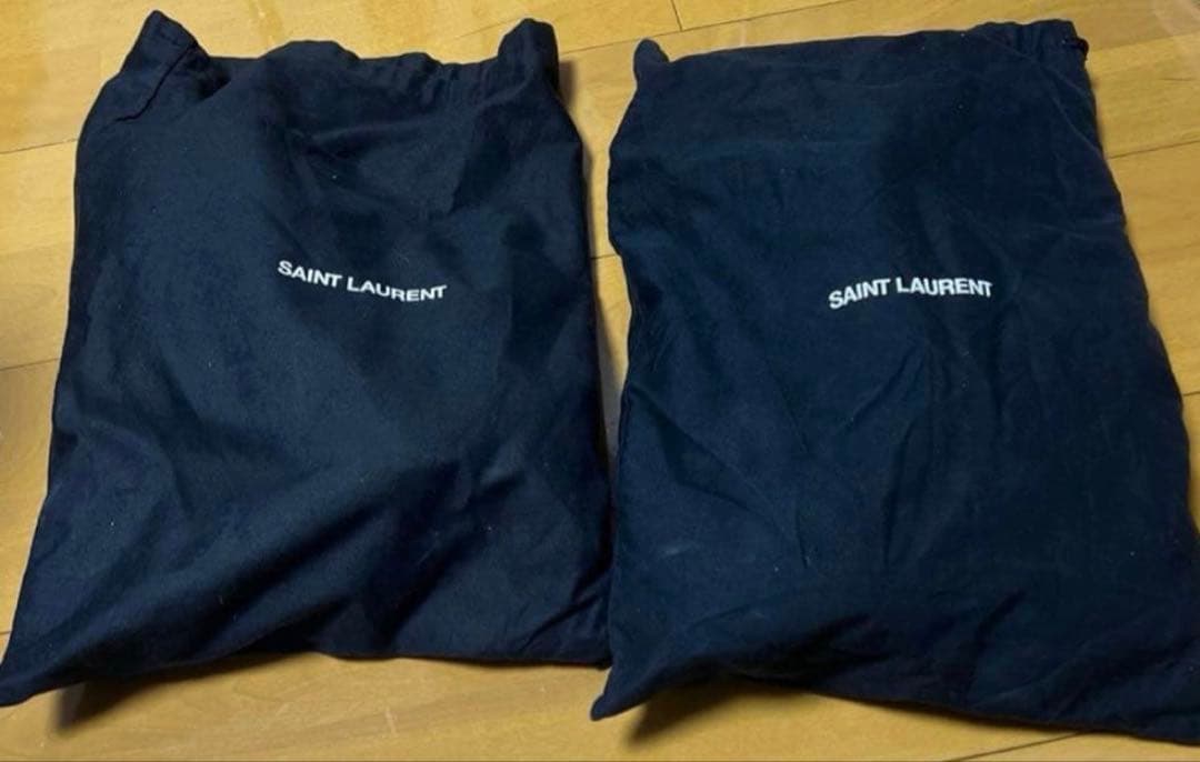 サンローラン　パリ　黒レザーブーツ 高ヒール