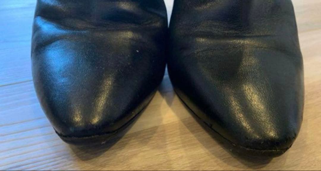 サンローラン　パリ　黒レザーブーツ 高ヒール