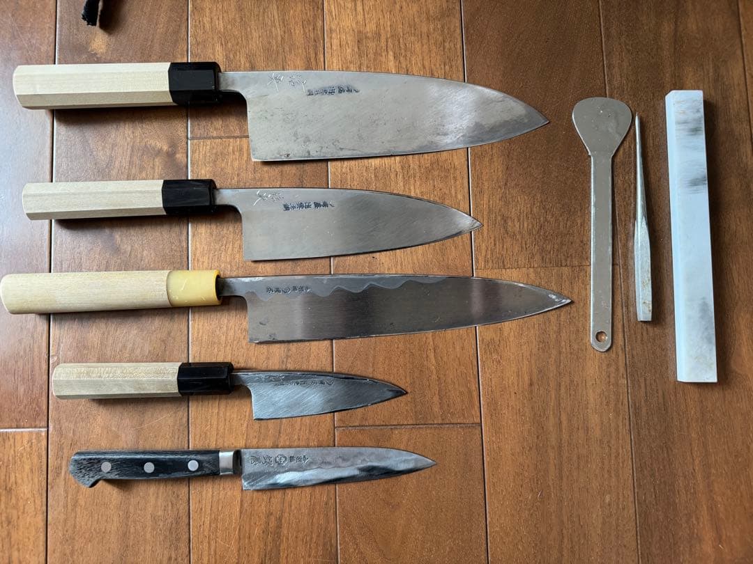 左利き用包丁セット 13本収納 ケース付き