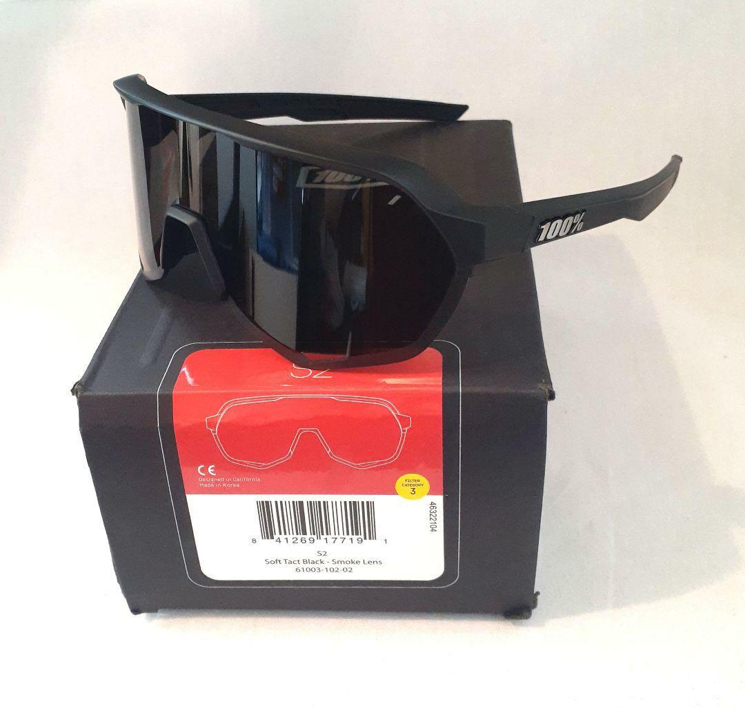 100% S2 ブラック スモークレンズ ワンハンドレッド サングラス