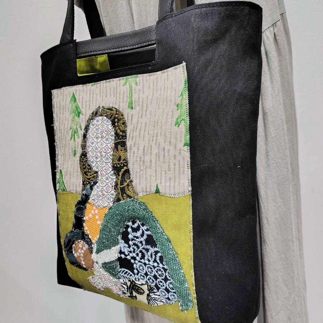 ミナペルホネン/カケラ×アート額縁に女性像/A4ショルダートートマチ有り