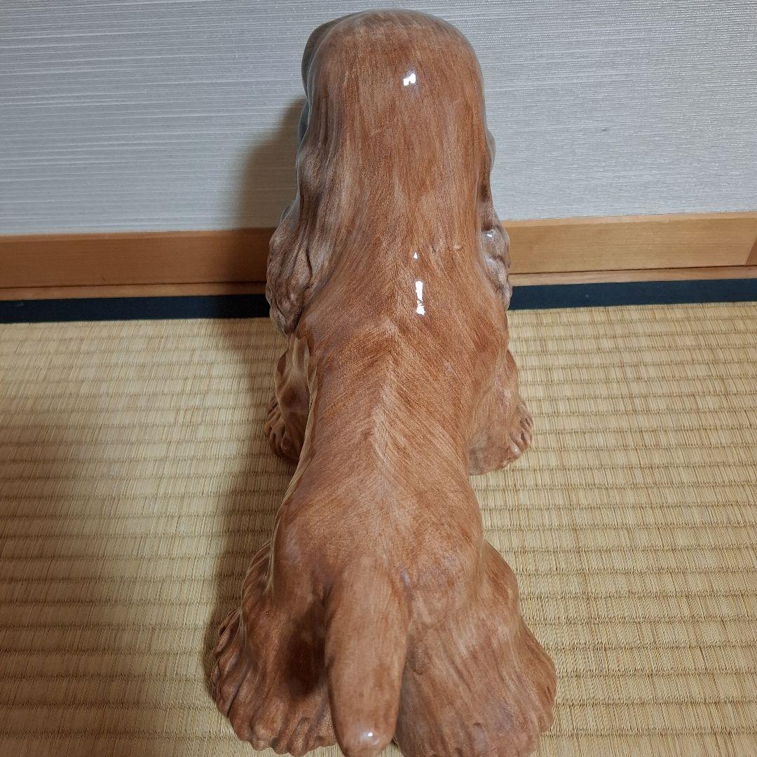 陶器製犬の置物