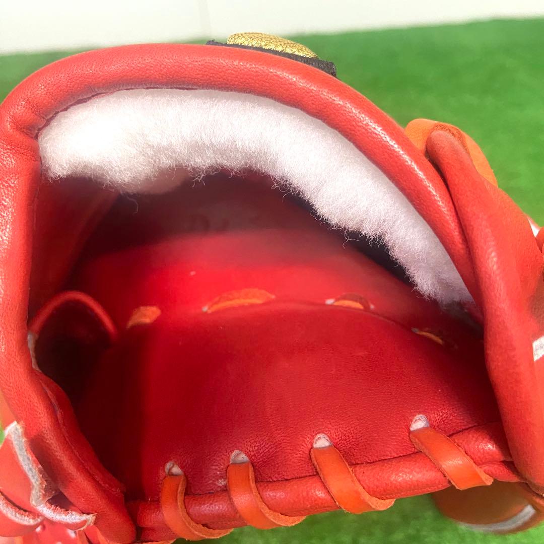 【未使用品】　アンダーアーマー　硬式用　外野手　グローブ　野球　左利き