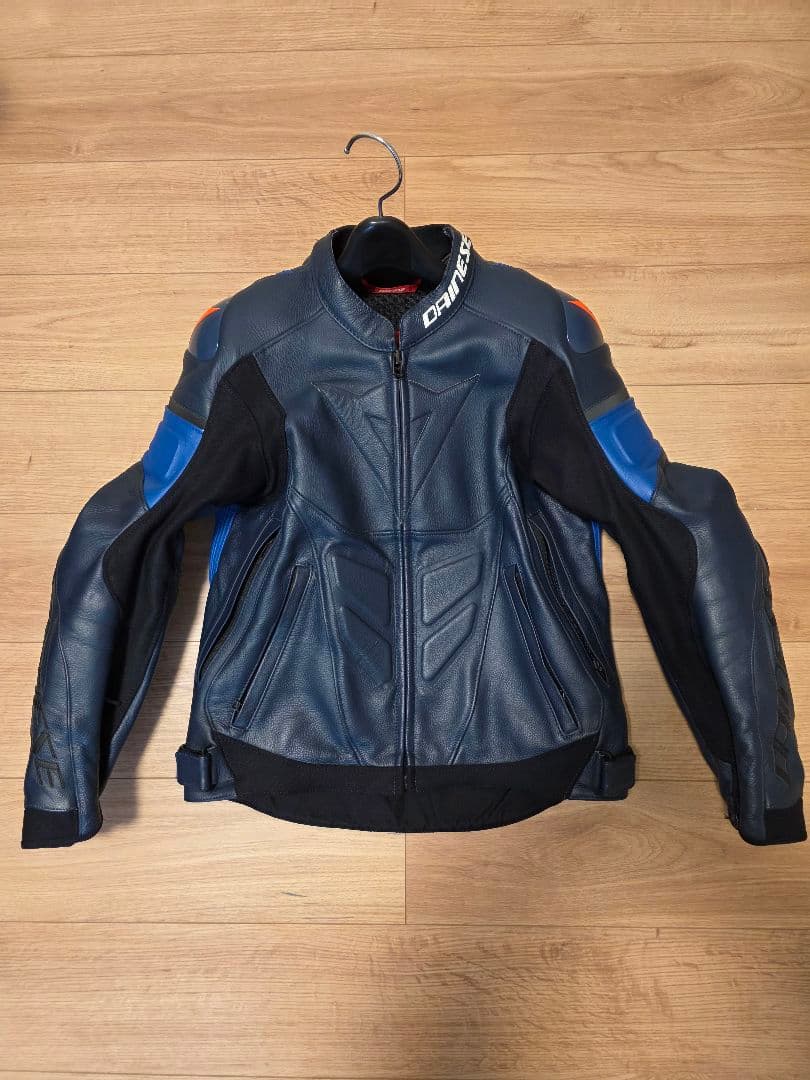 ダイネーゼ レザージャケット 48 美品