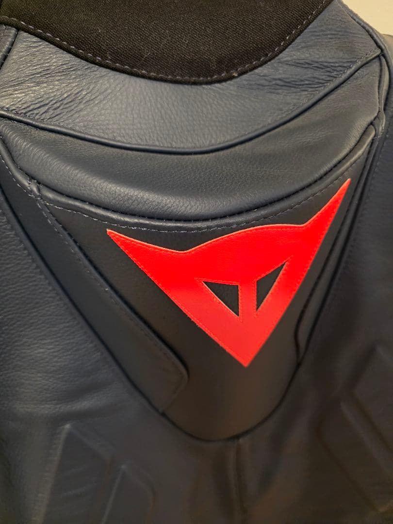 ダイネーゼ レザージャケット 48 美品