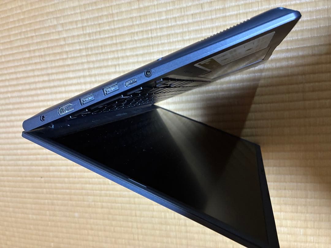 ジャンク！　asus vivobook M1403Q ジャンク品　バッテリー無し