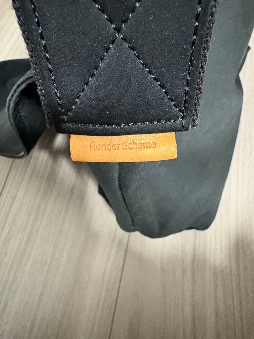 Hender Scheme (エンダースキーマ) flap shoulder