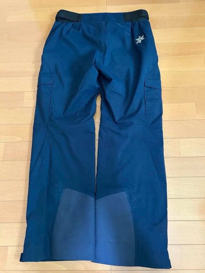 ⭐︎釣り好きのO⭐︎ Goldwin スキーウェア 下Ｌ