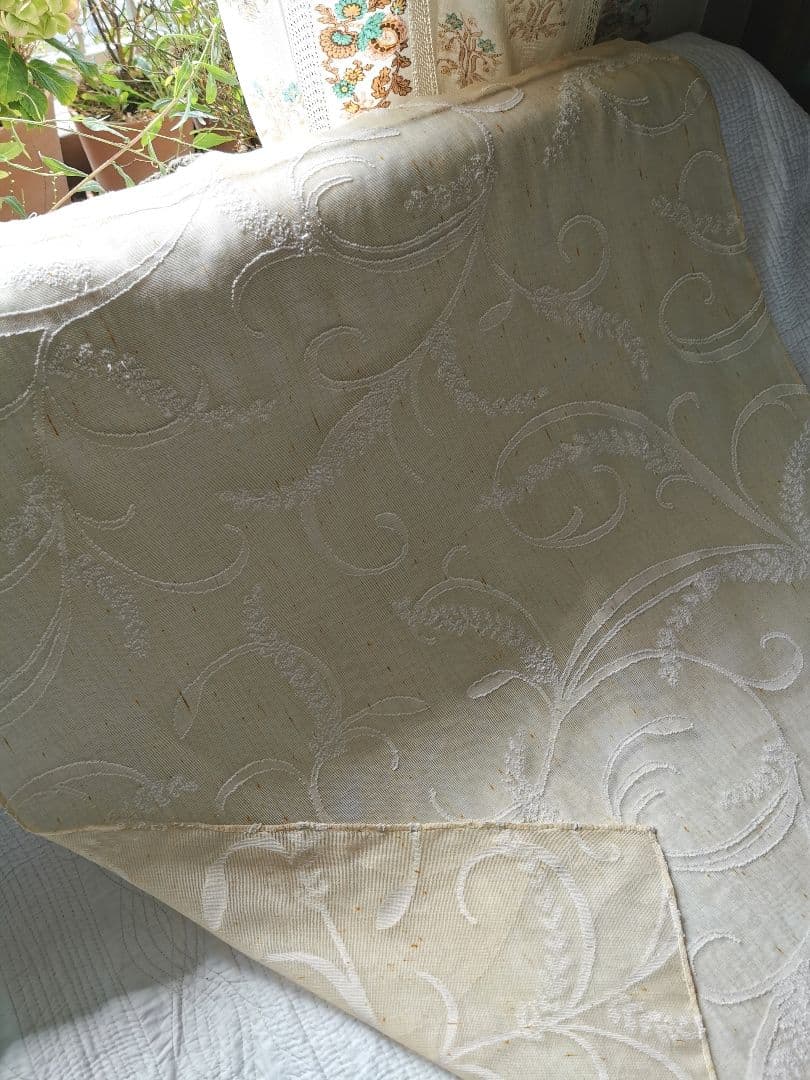 アンティークマドラスレース 麦の穂と葉 アプリコット＆アイボリー カーテンパネル