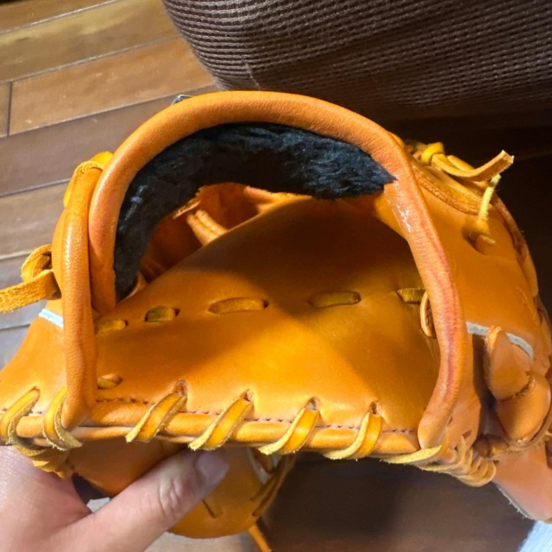 ZETT 硬式投手用グローブ ウェルダーラベル（BPGB18311）