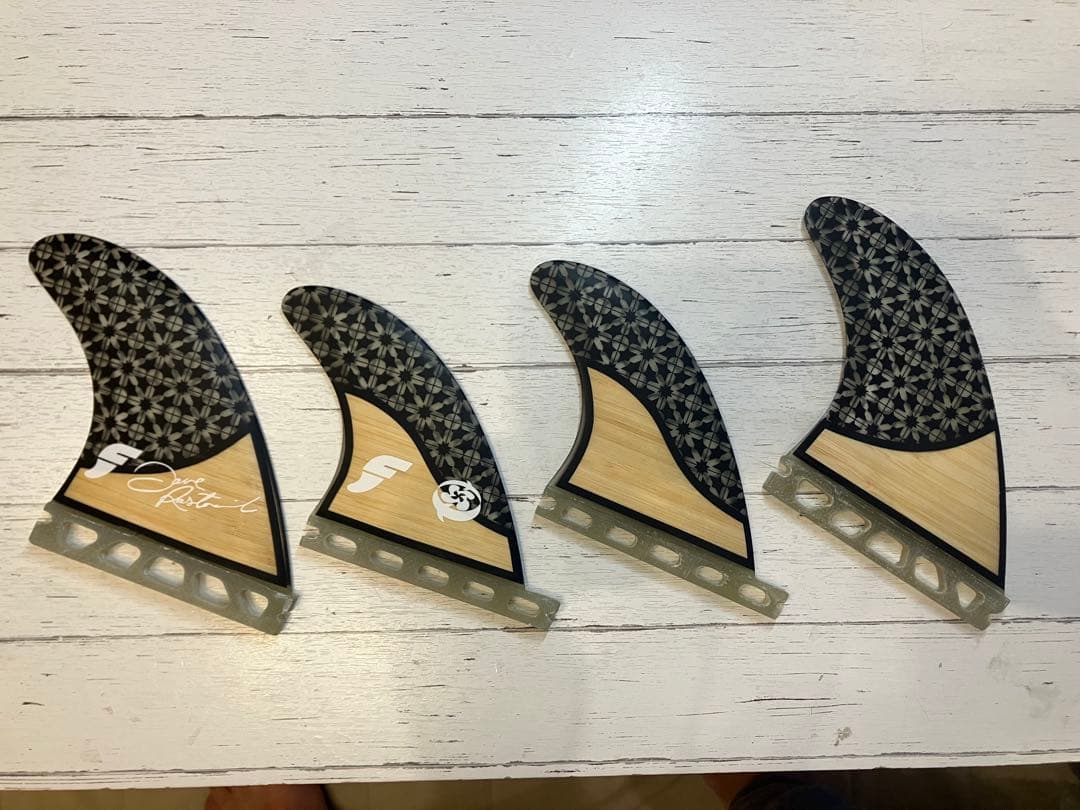 futures QUAD RASTA BAMBOO 美品　クアッドフィンセット