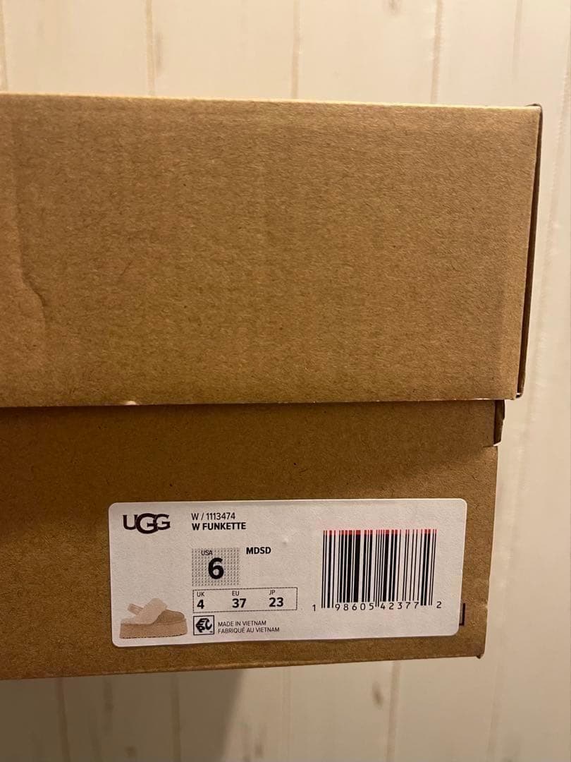 ラスト一点！国内完売品UGG Funkette マスタードシード 23cm
