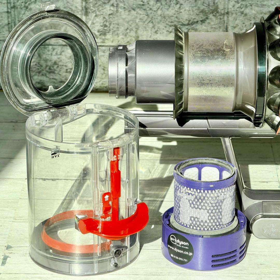掃除機・クリーナー Dyson Cyclone V10 Fluffy SV12 A