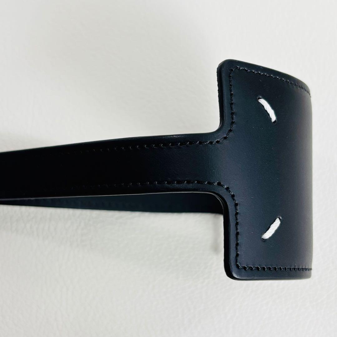 1786【未使用品】メゾンマルジェラ ハンドストラップ ステッチ レザー