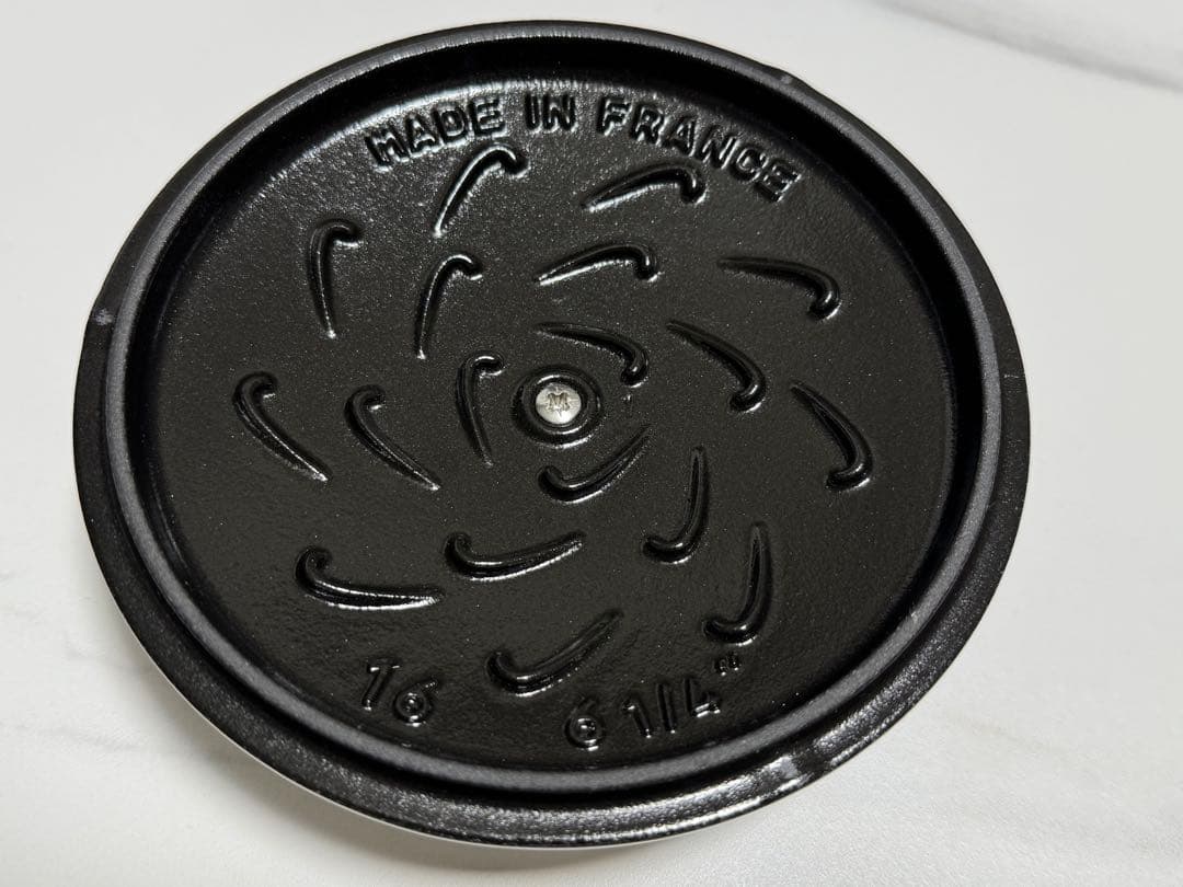 ストウブ ラ ココット de GOHAN カンパーニュ M