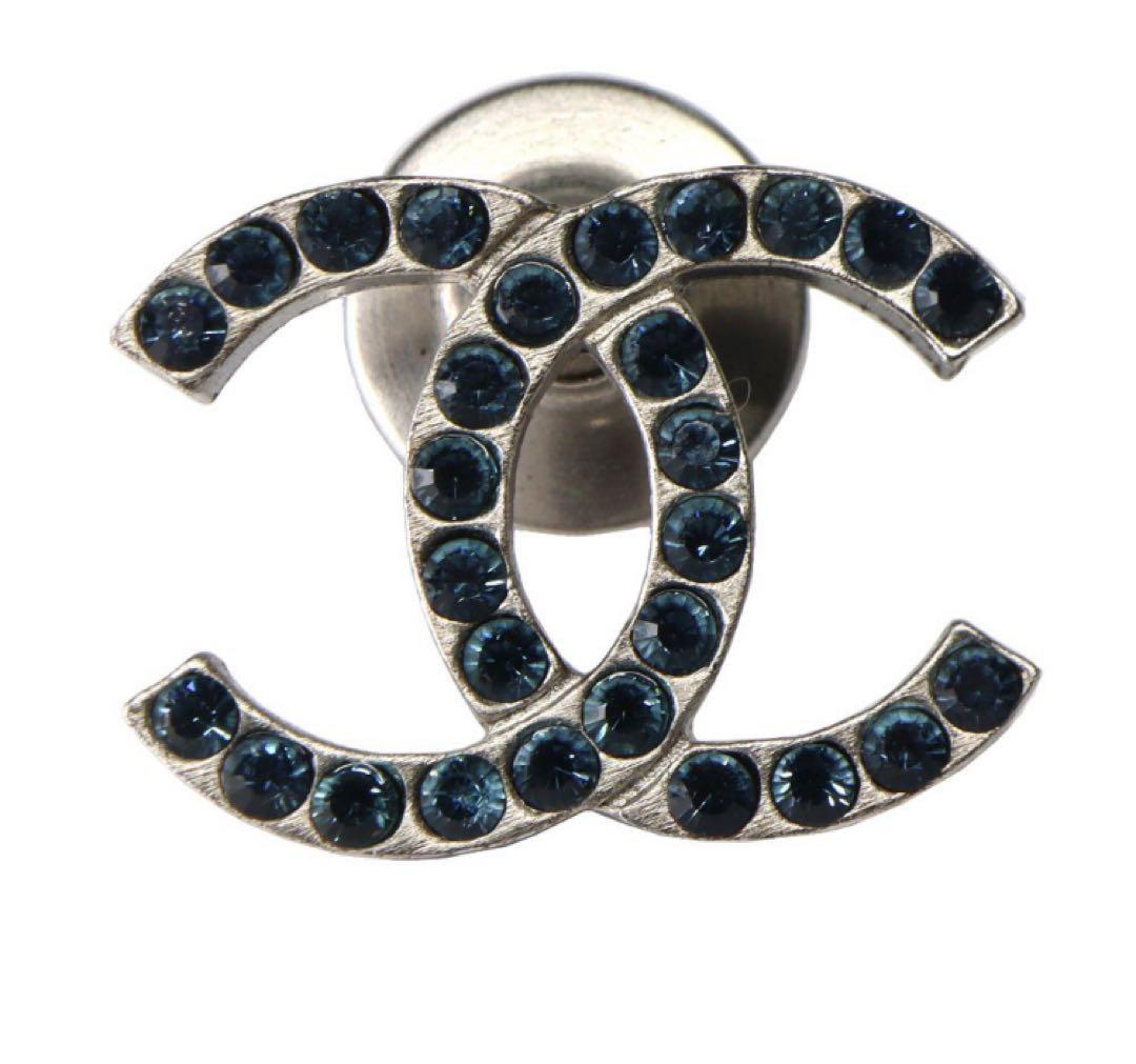 CHANELココマーク ピンブローチ ピンバッチ ブルーラインストーン シルバー