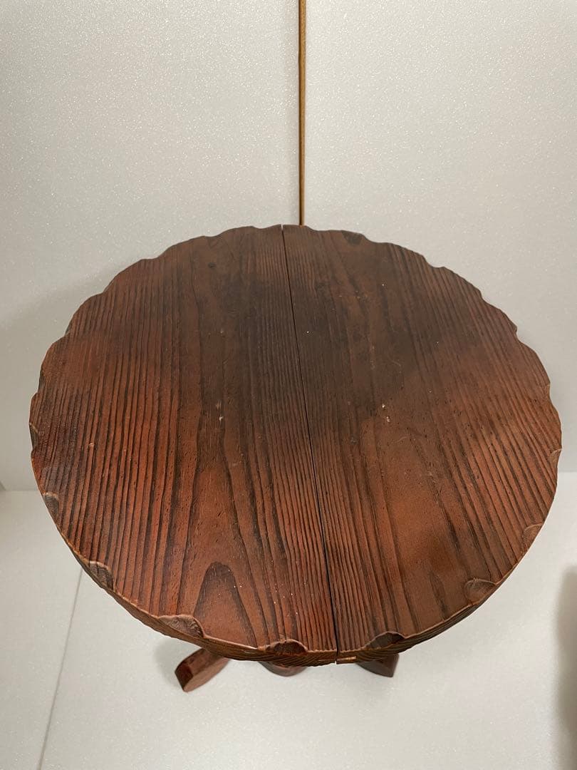 木製円形テーブル 猫型椅子 波型天板セット