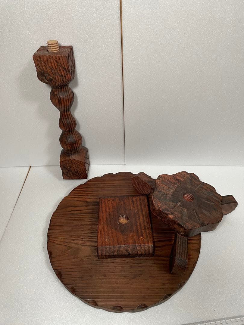 木製円形テーブル 猫型椅子 波型天板セット