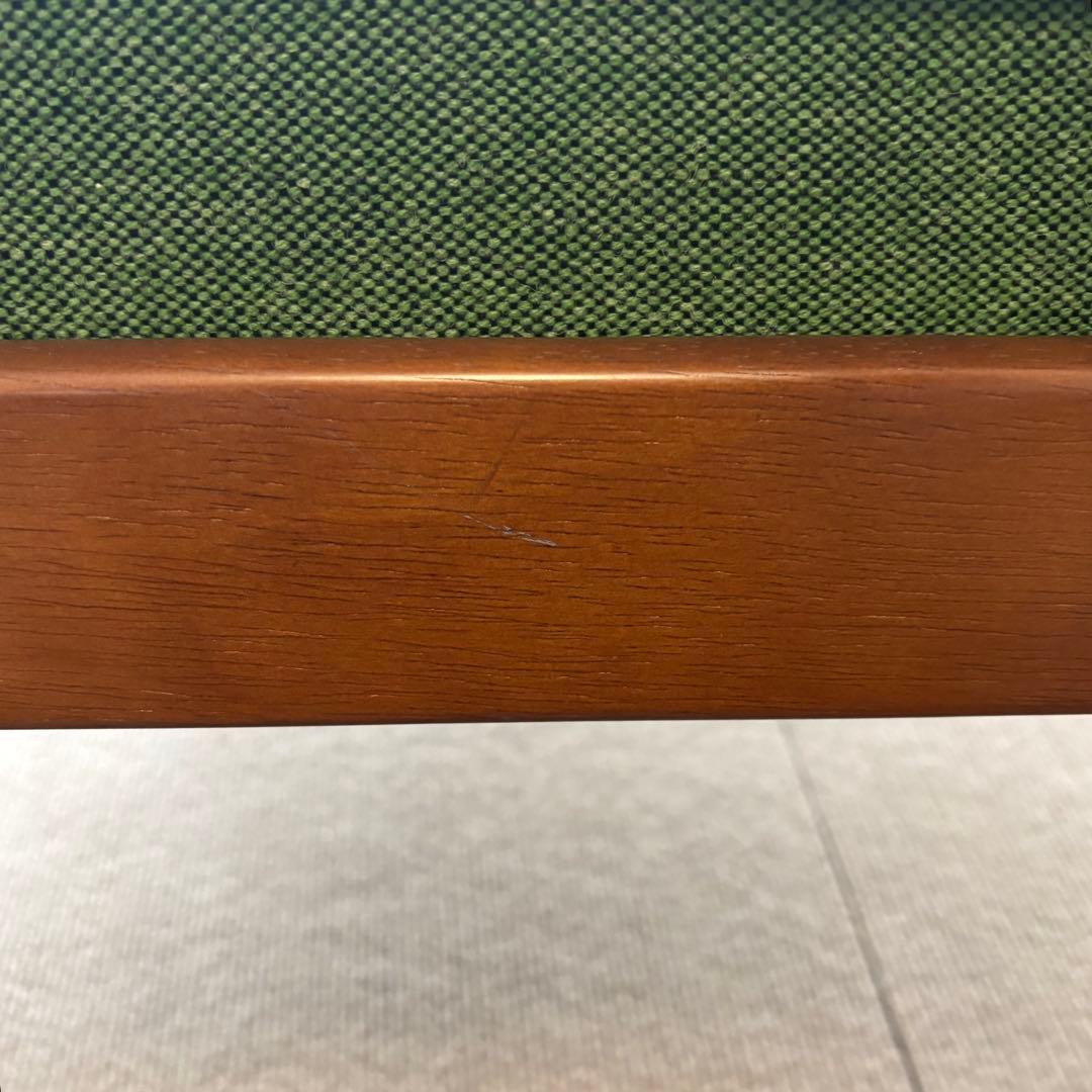 カリモク 60 Kチェア　1人掛け　シングル　ソファ　タープグリーン　緑