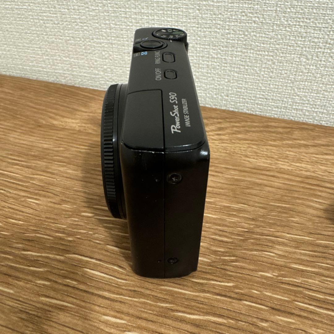 美品 Canon PowerShot S90 コンパクトデジタルカメラ