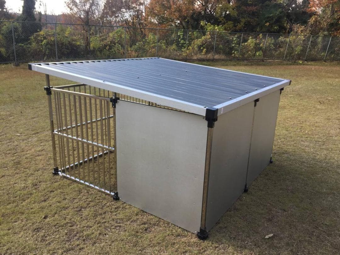 ステンレス製ドッグハウス　DFS-M2　（1坪屋外用犬小屋）　大型犬　床無し