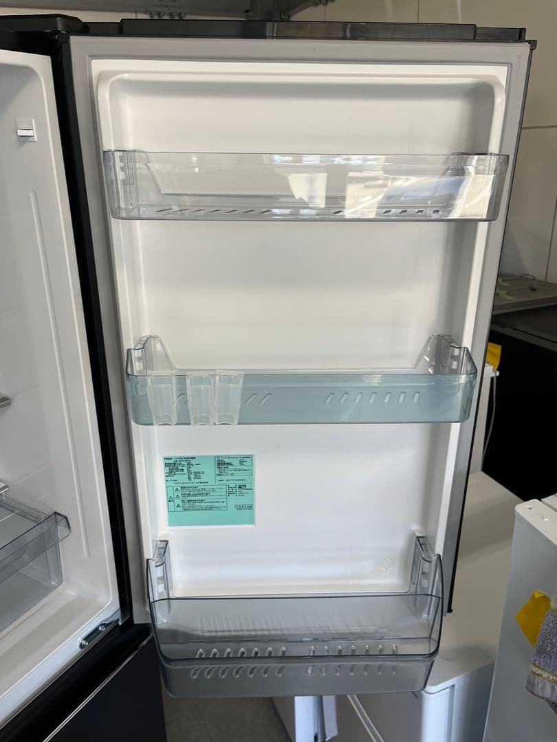 女性オーナー美品！！Haier ハイアール　冷蔵庫 JR-CV34A ブラックT