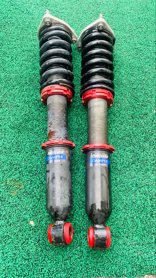 トヨタ クラウン 18系 GRS180/82用 調整可能なコイルオーバーセット