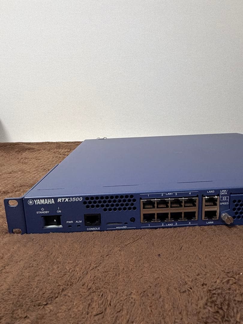 ヤマハ　YAMAHA RTX3500 ラックマウント型ネットワーク機器 青