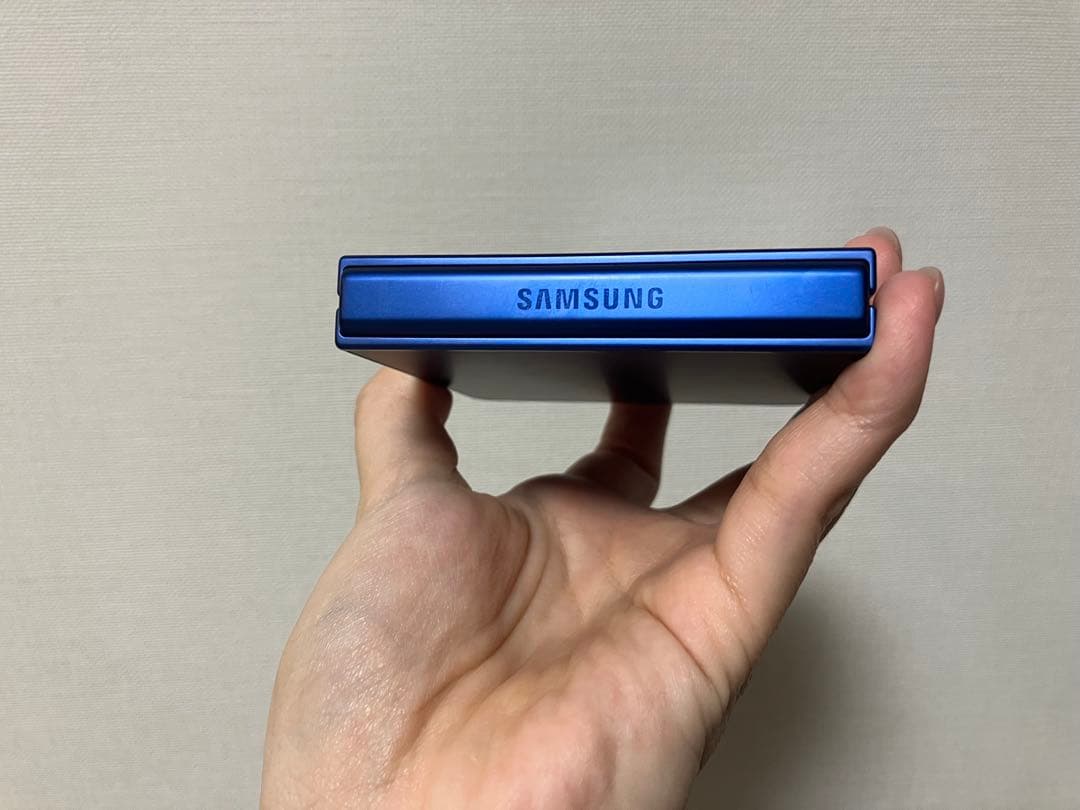 Samsung Galaxy Z Flip7 256G ブルー SIMフリー