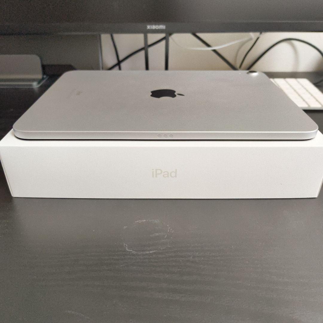 Apple iPad 第10世代シルバー 本体 64gb WiFiモデル