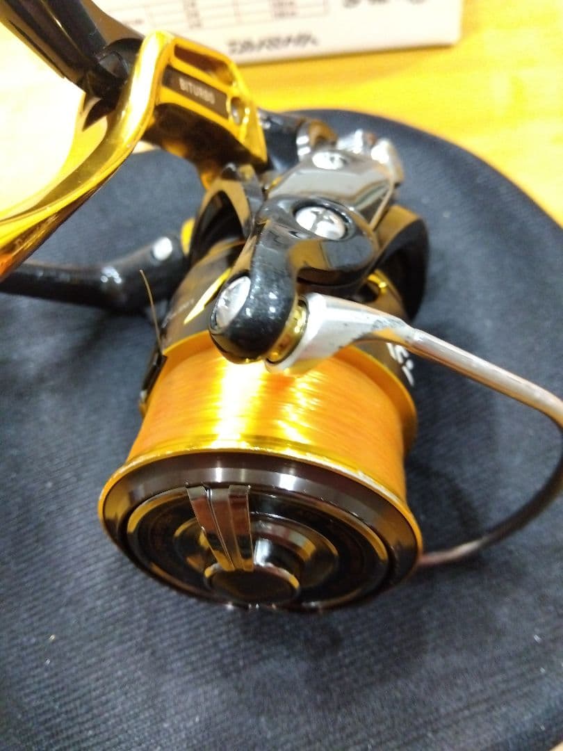 ダイワ　19ラグザス 2500LBD　LAXUS レバーブレーキリール