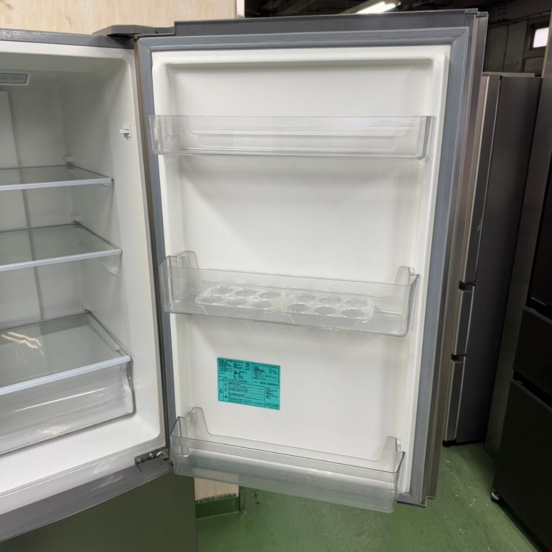 224 イチオシ　冷蔵庫　中型　大型　200L〜300L　右開き　美品　大人気