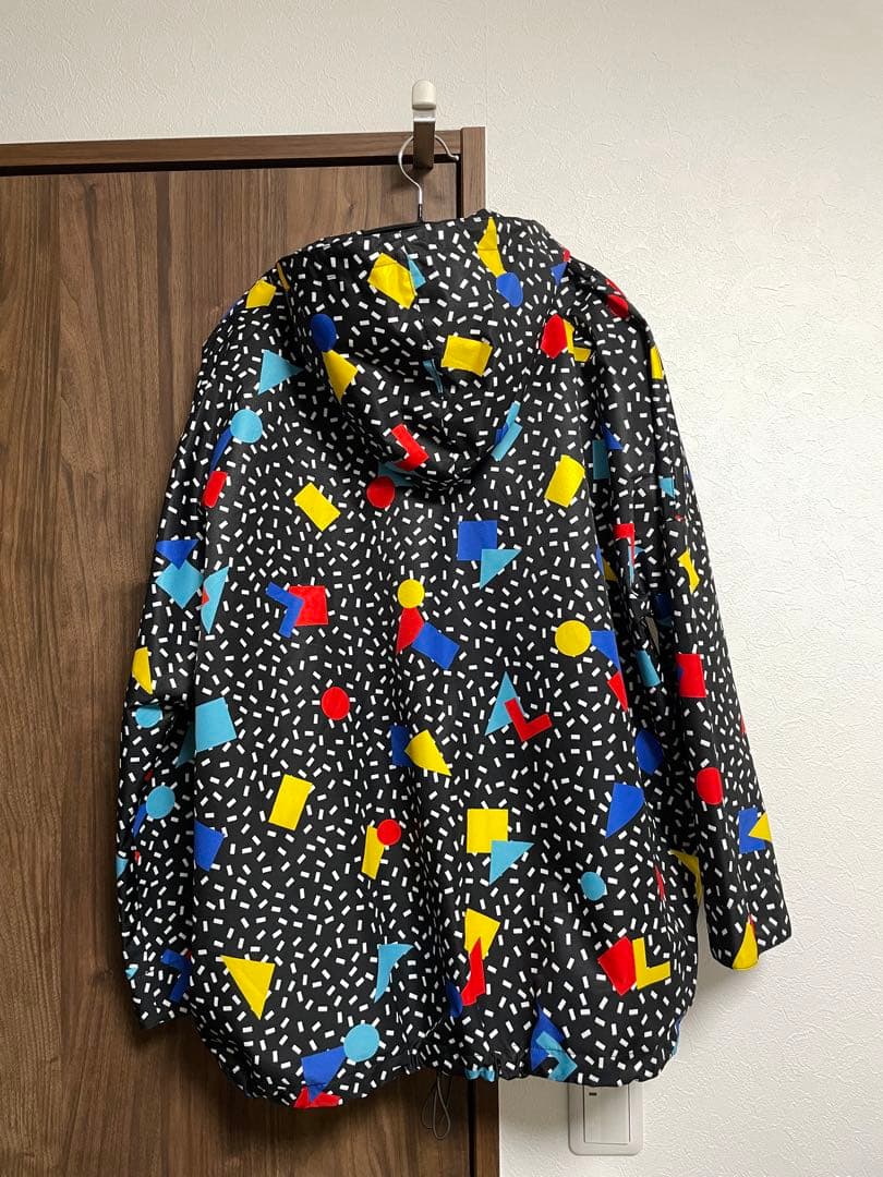 llTR 女性用ウィンドブレーカー