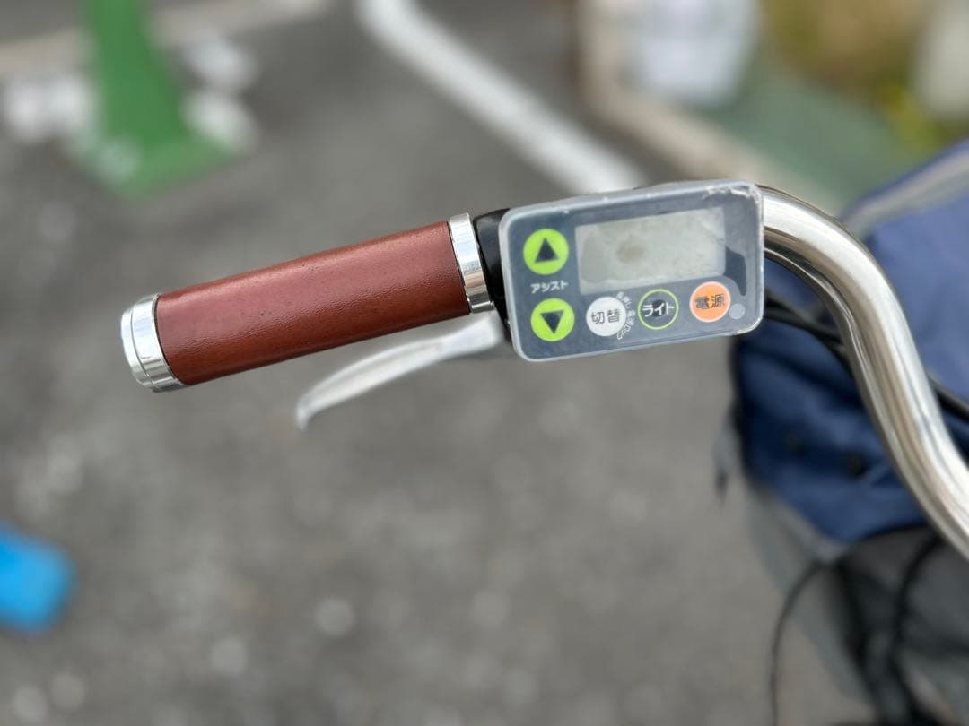 メ*ル様 電動アシスト自転車 シティタイプ バスケット付き