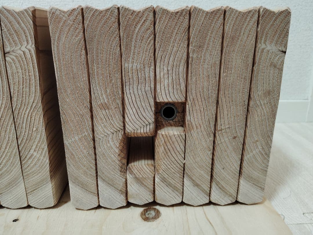 回転式籾擦り機(小型 回転軸ボルト、上部投入タイプ)