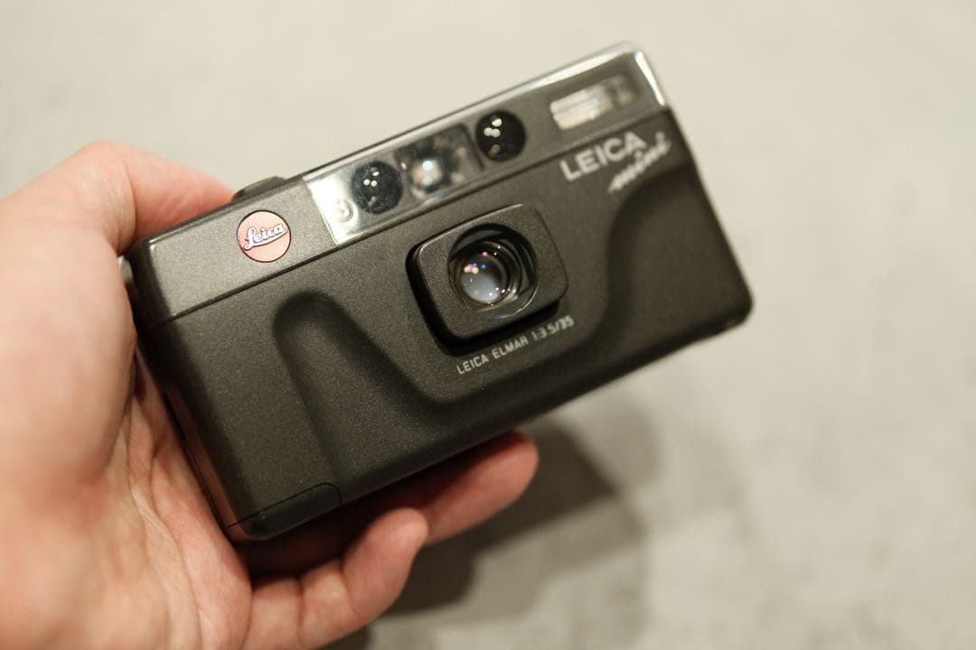Leica Mini コンパクトフィルムカメラ