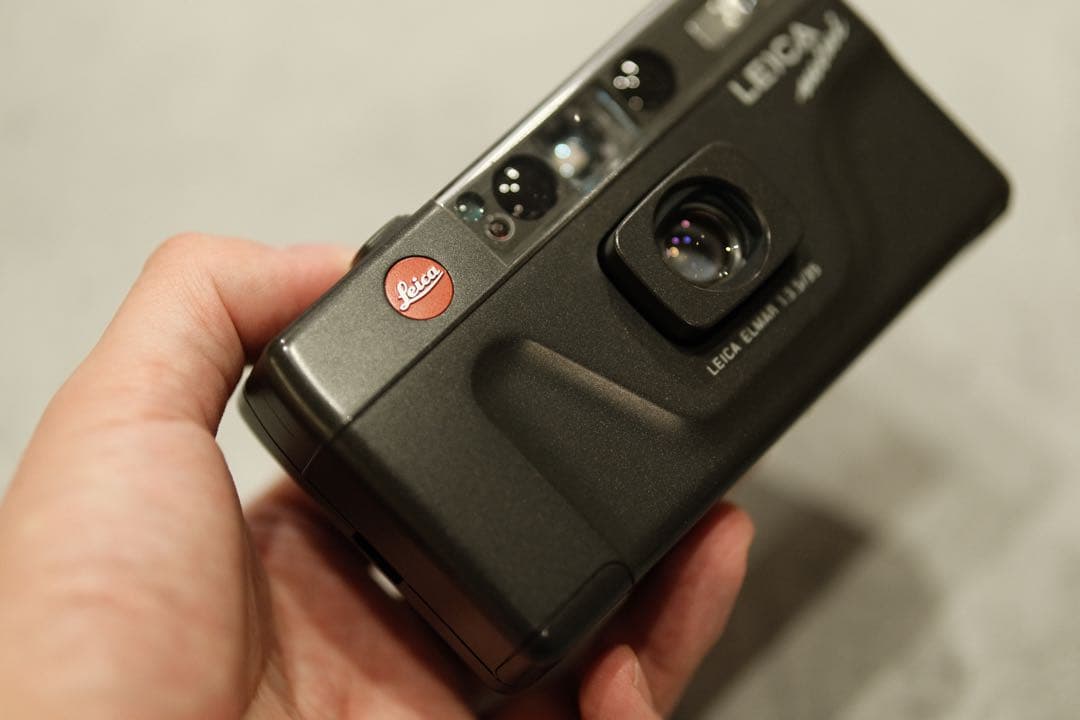 Leica Mini コンパクトフィルムカメラ