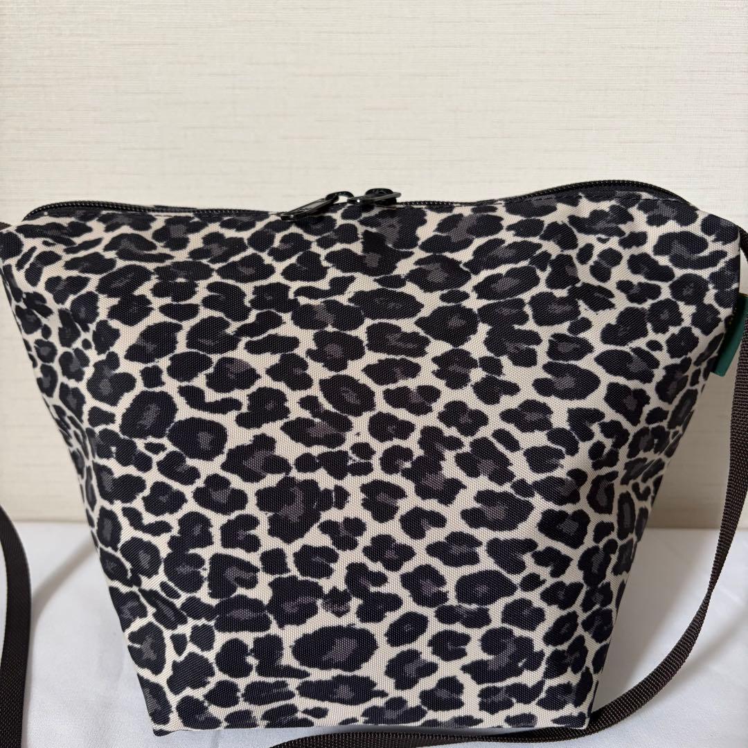 【美品】エルベシャプリエ　舟型 ビッグポシェット2885F グリーンレーベル別注